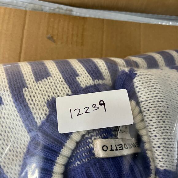 A Benedetto Sweater Mens Medium Blue White Striped Abstract Graphic Pullover - Picture 7 of 7